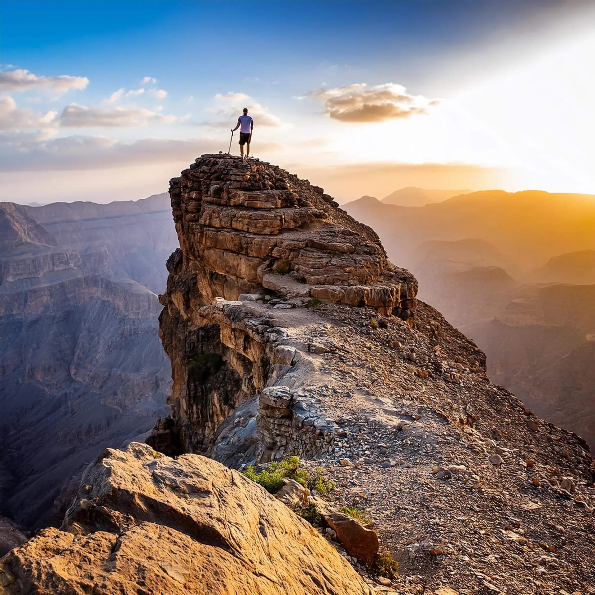 Jebel Shams in Oman with a tourist